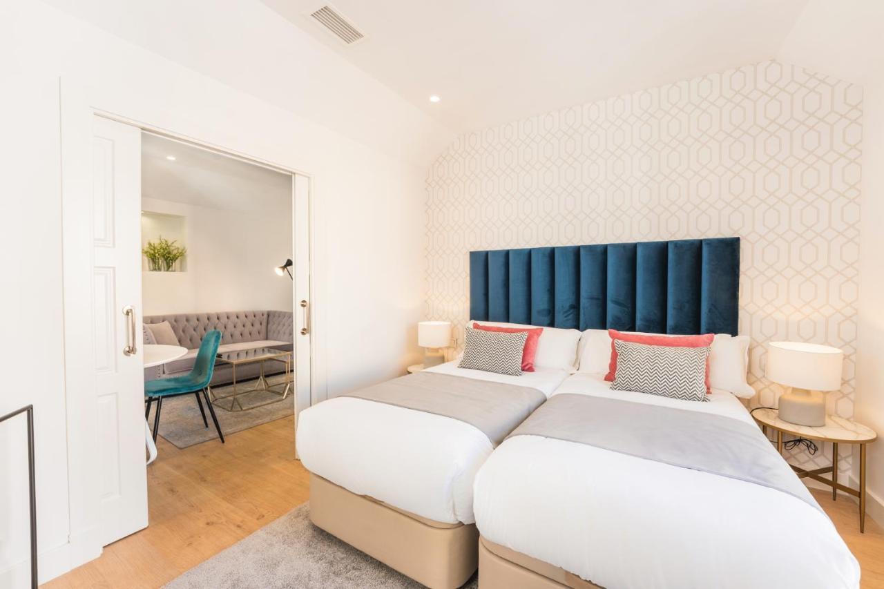 Debambu Suites มาลากา ภายนอก รูปภาพ