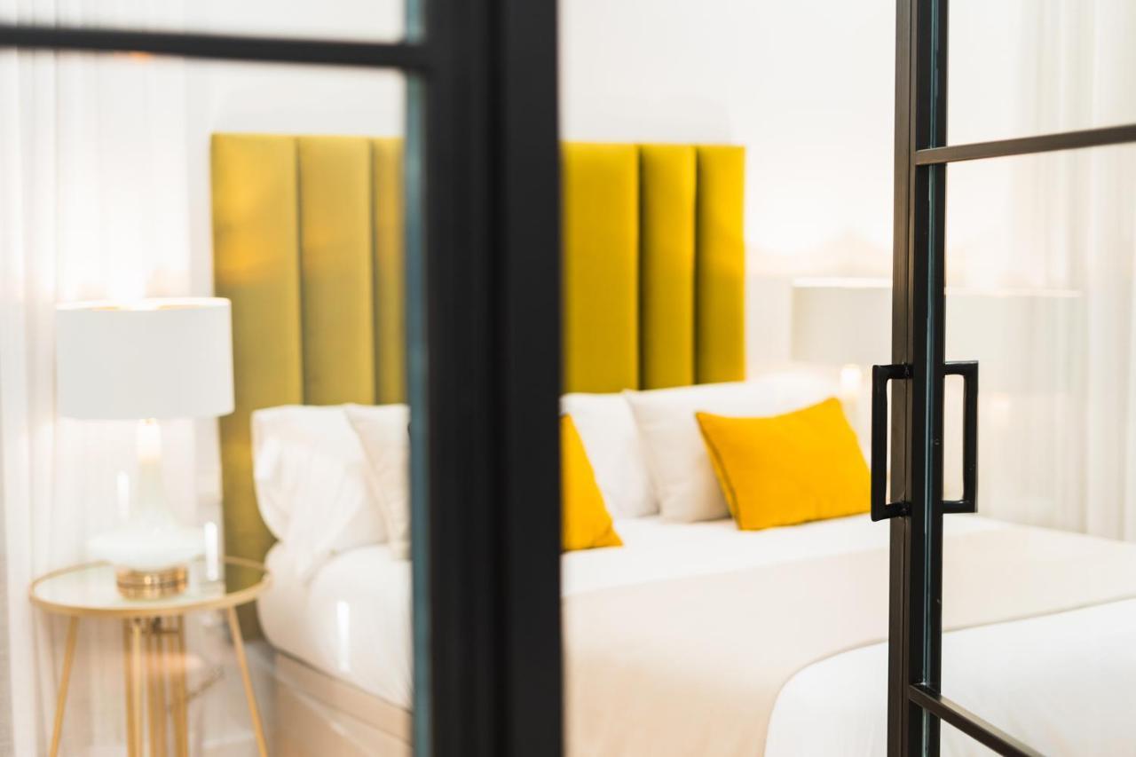 Debambu Suites มาลากา ภายนอก รูปภาพ