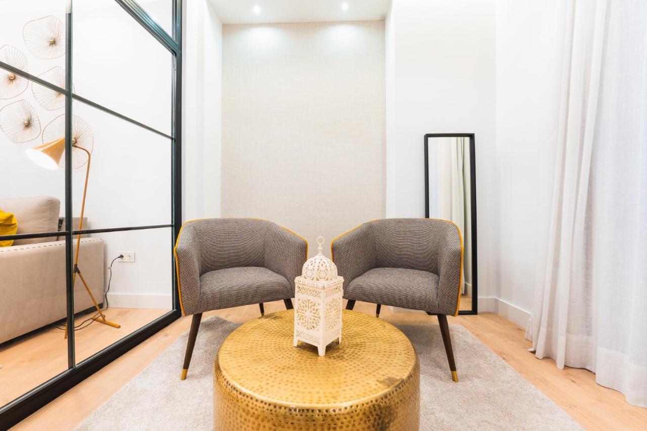 Debambu Suites มาลากา ภายนอก รูปภาพ