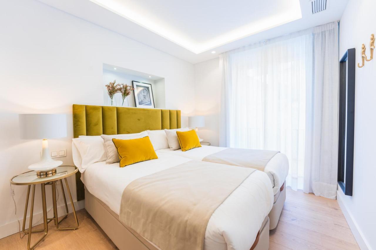 Debambu Suites มาลากา ภายนอก รูปภาพ