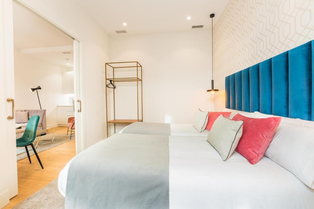 Debambu Suites มาลากา ภายนอก รูปภาพ